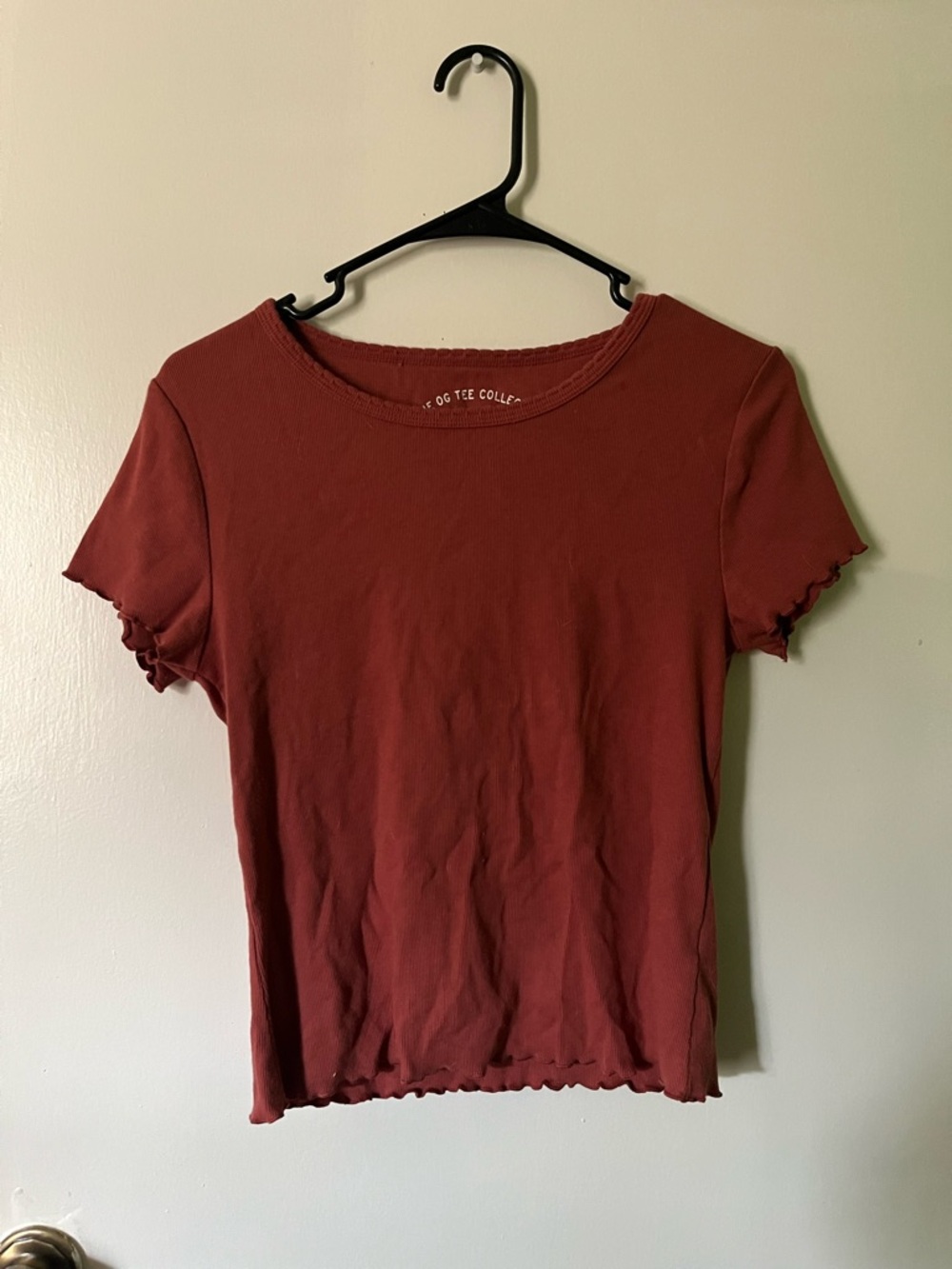 Arizona Jean Company Rust Ribbed Lettuce-Edge Short Sleeve Tee